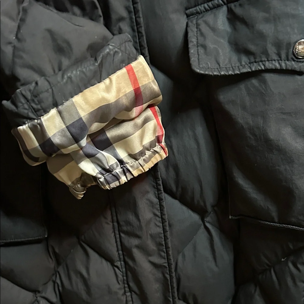 Burberry Down Jacket Size XL - Picture 10 of 13